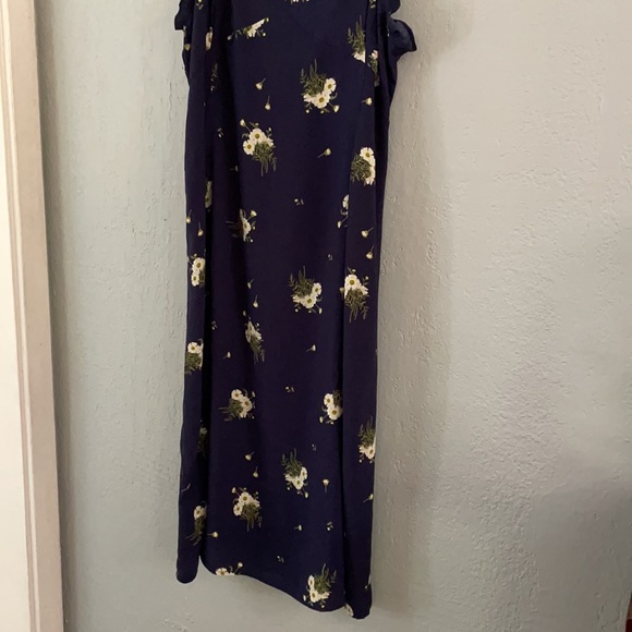 NWOT BP Ruffle Trim Floral Print MIDI Dress - Picture 6 of 10